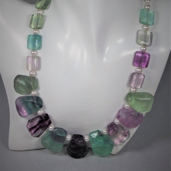 Flourite and Pearls Necklace - Picture 3 of 3